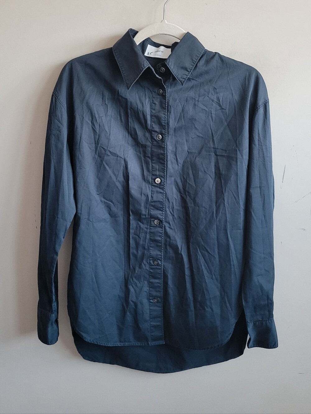 Sold Out Nyc The Everything Shirt in Navy - Picture 4 of 7